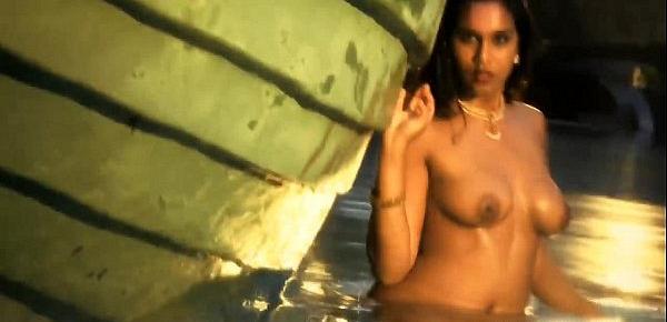  Nice Indian Tits From Bollywood Nudes